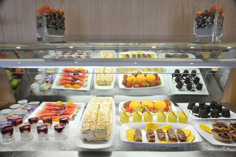 马德里钟楼阿尔卡拉德埃纳雷斯酒店 阿尔卡拉德荷那利斯 餐厅 照片